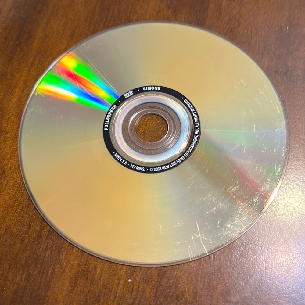 DVD: Simone